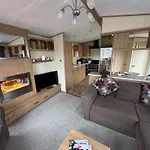 The Cosy Hedgerow