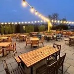 The Cosy Hedgerow
